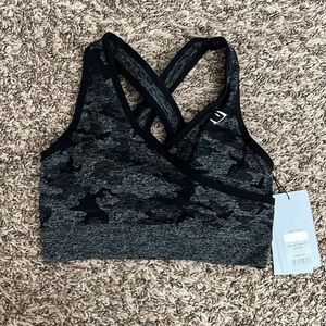 NWT Gymshark camo seamless sports bra size small